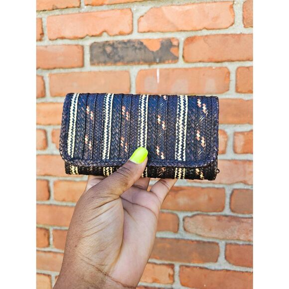 Vintage Brown Trifold Handmade Small Wicker Statement Clutch - Picture 1 of 1